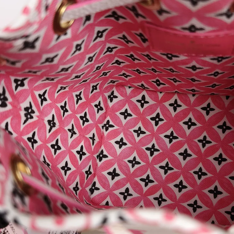 Louis Vuitton Crossbody Bag NANO NOÉ Bucket Bag Nano Collection PV Cnano13 × 10 × 16 cm — detail view 8 of 8