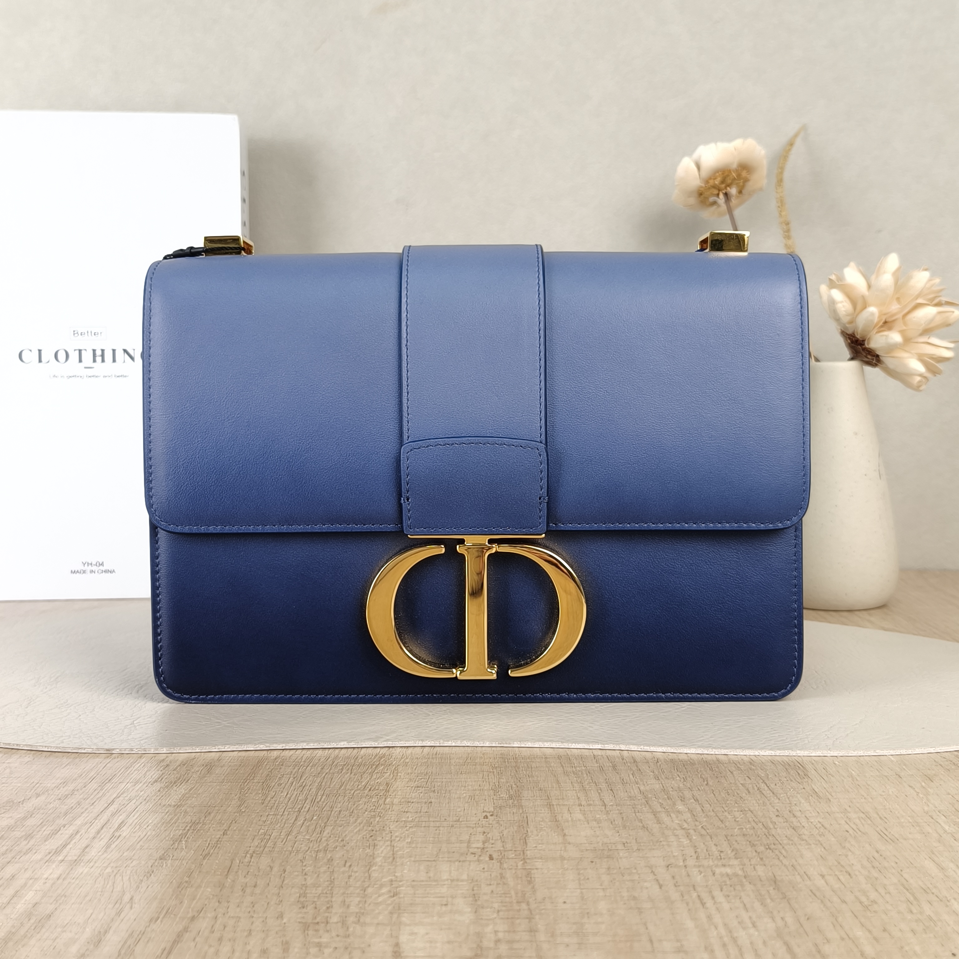 DIOR Crossbody Bag 30Montaigne 30 Edition Blue Calfskin Medium 24 × 8 × 17 cm