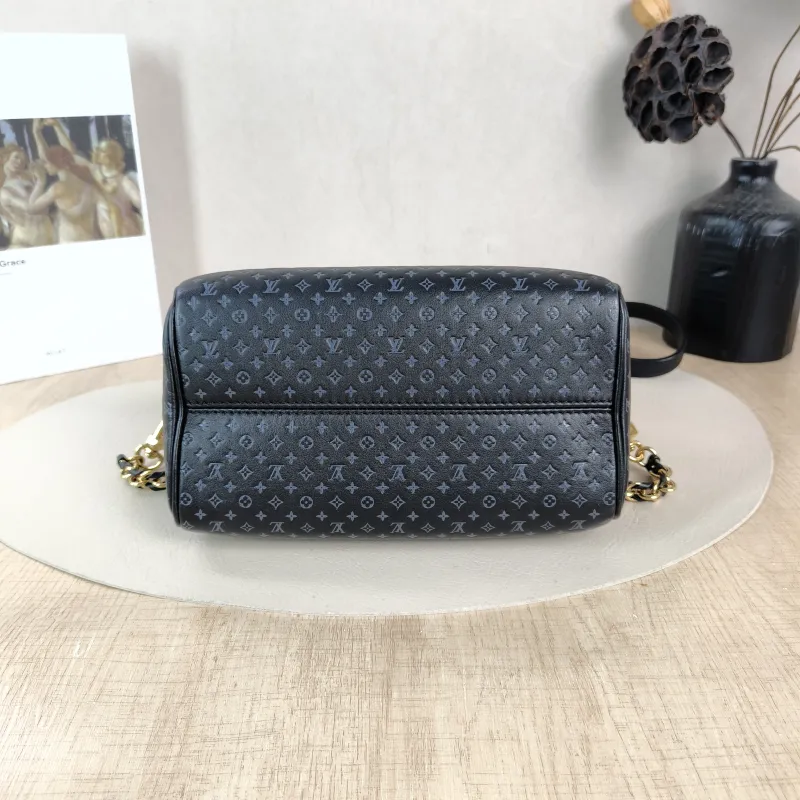 Louis Vuitton Crossbody Bag Speedy20 Black Calfskin Small 20.5 × 12 × 13.5 cm — cover view 4 of 5