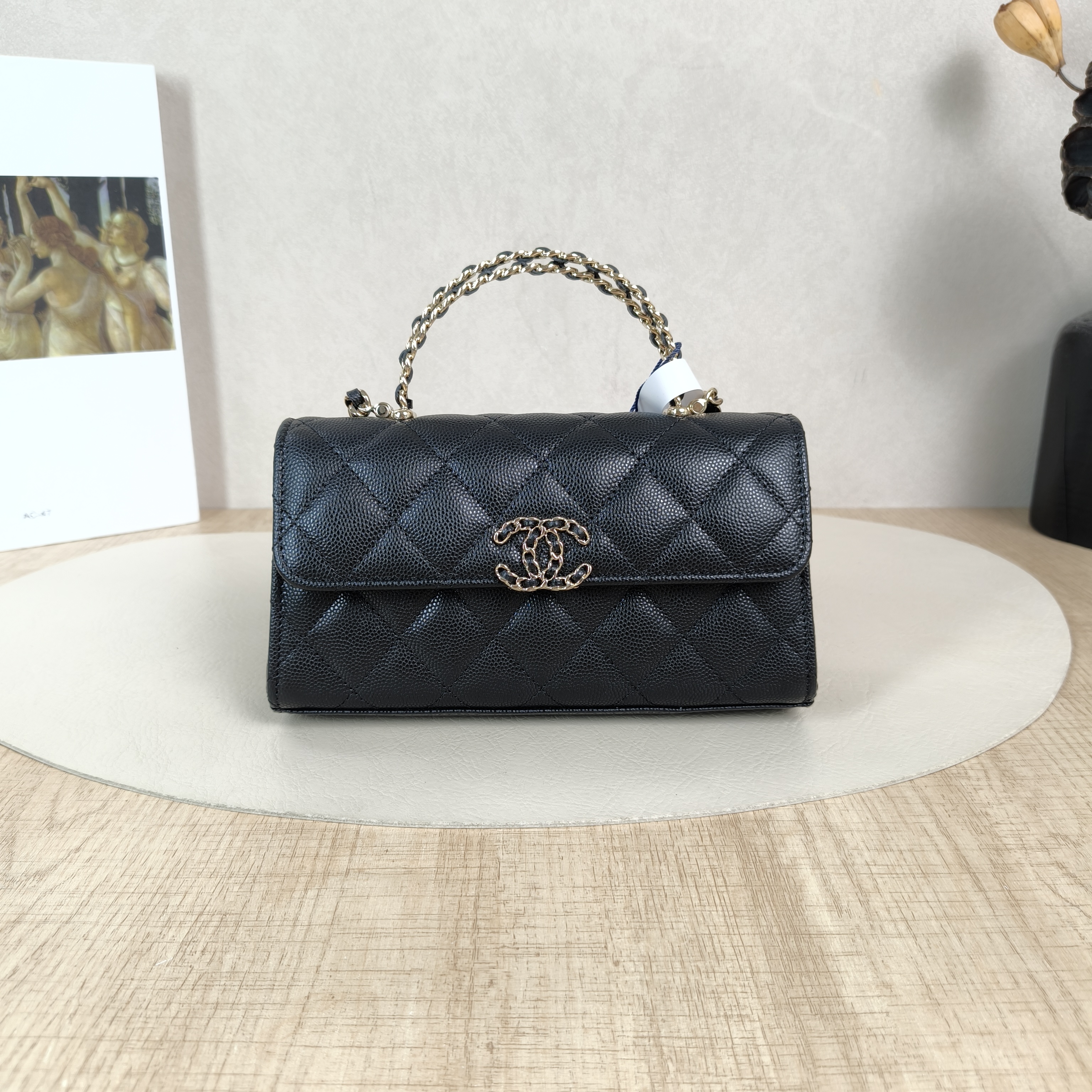 Chanel Crossbody Bag kelly Black Grained Calfskin One Size18 × 4.5 × 10 cm