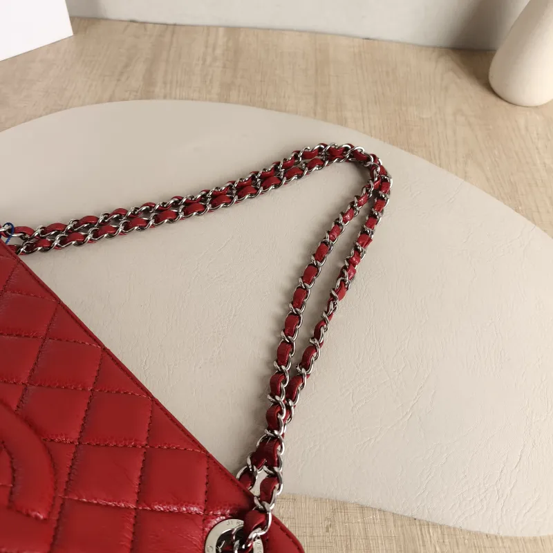 Chanel Shoulder Bag Tote Bag Red Grained Calfskin One Size 30 × 11 × 20 cm 17 — detail view 3 of 13