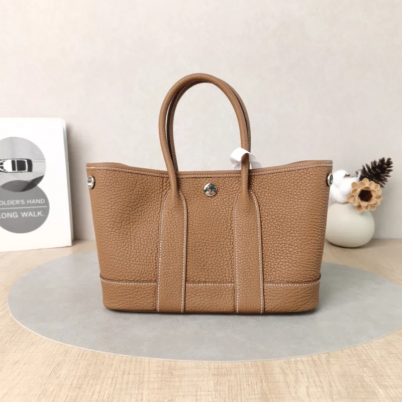 Hermès Top Handle Bag Neo Garden 23 Mini Negonda Calfskinmini23 × 10 × 16 cm — cover view 3 of 6