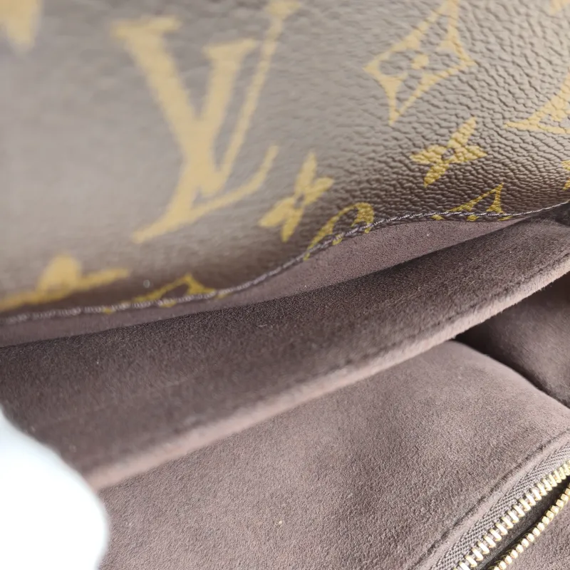 Louis Vuitton Crossbody Bag Pochette Métis East West Monogram PVC Small21.5 × 6 × 13.5 cm — detail view 16 of 18