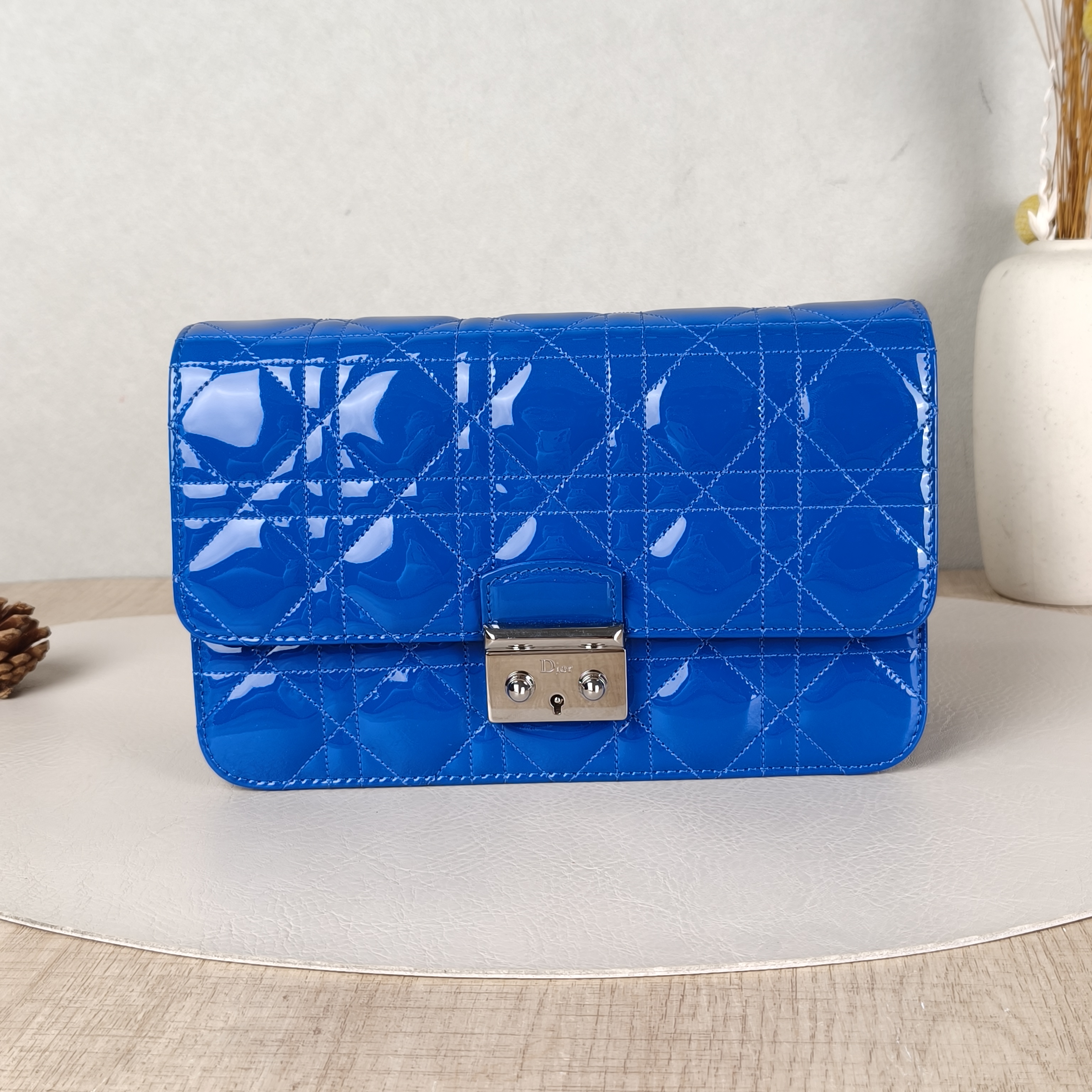 DIOR Shoulder Bag Miss Chain Bag Shoulder Bag Navy Patent Leather One Size21 × 7 × 13 cm