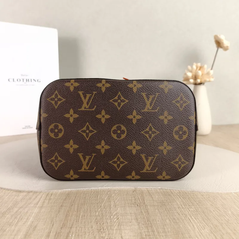 Louis Vuitton Crossbody Bag NÉONOÉ Bucket Bag BB Monogram PVC BB 20 × 13 × 20 cm — cover view 2 of 6