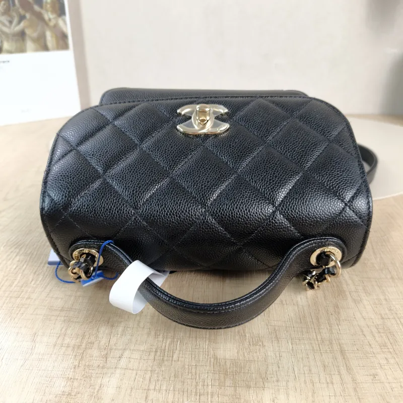 Chanel Crossbody Bag affinity Messenger Bag Black Grained Calfskin Small 19 × 7 × 14 cm 31 — detail view 6 of 14
