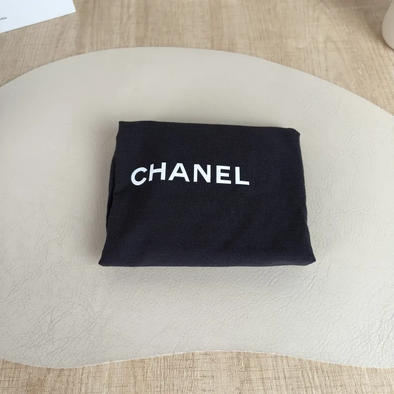 Chanel Shoulder Bag 25Bag Black Waxed Leather Calfskin Mini 20 × 12.5 × 22 cm — detail view 9 of 13