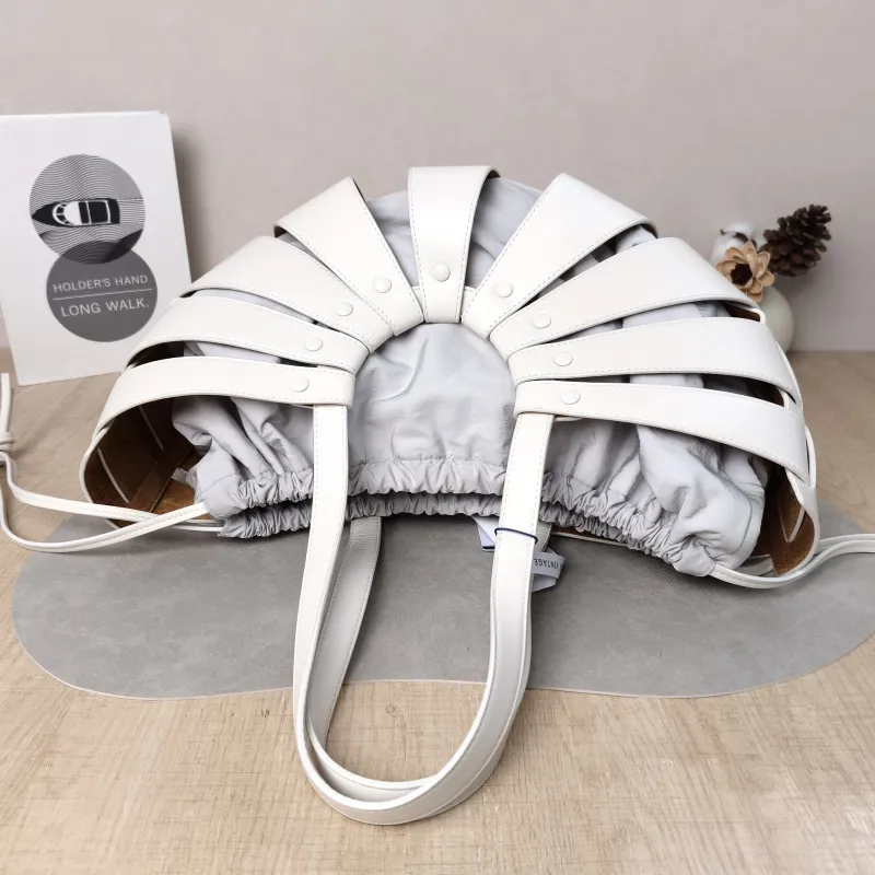 Bottega Veneta Top Handle Bag The Shell Dome Bag White Calfskin One Size 40 × 20 × 20 cm — detail view 8 of 13