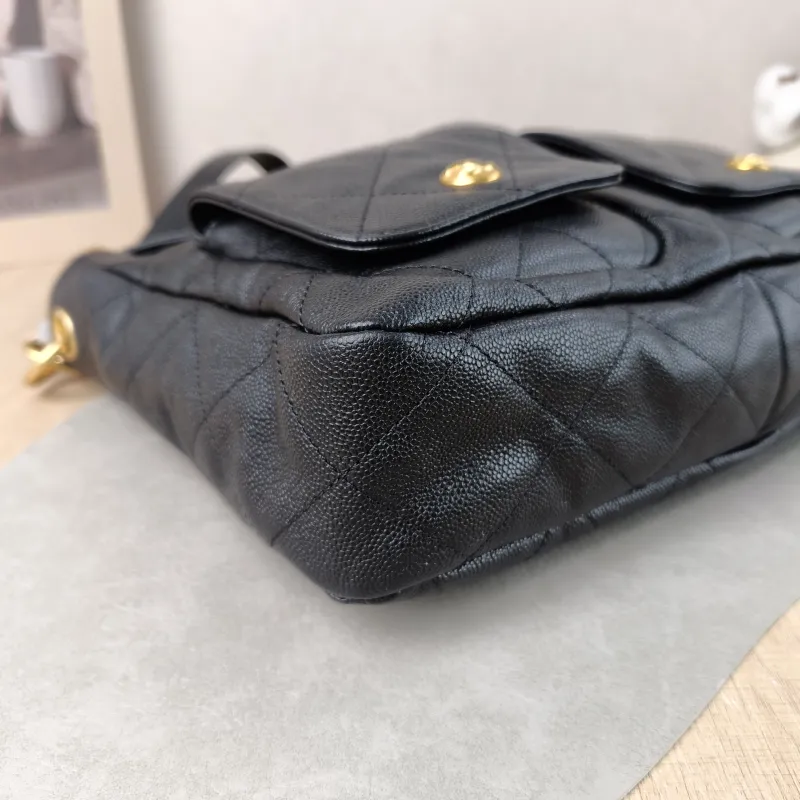 Chanel Shoulder Bag Supple Twins Hobo Black Grained Calfskin Large 30 × 5 × 21.5 cm — detail view 7 of 15