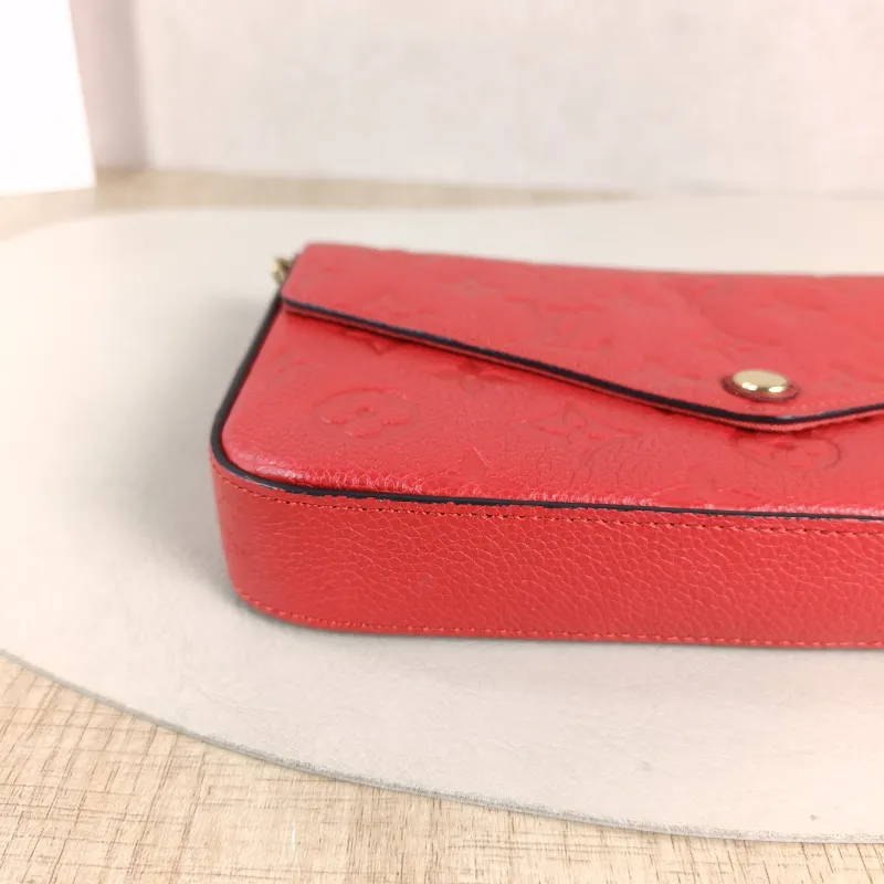 Louis Vuitton Crossbody Bag Pochette Félicie Red Calfskin Small 21 × 3 × 12 cm — detail view 16 of 16
