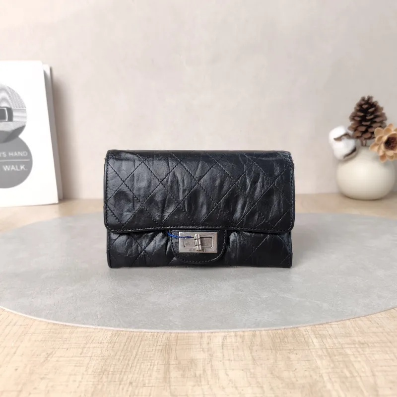 Chanel Wallet Wallet Black Calfskin One Size16*10