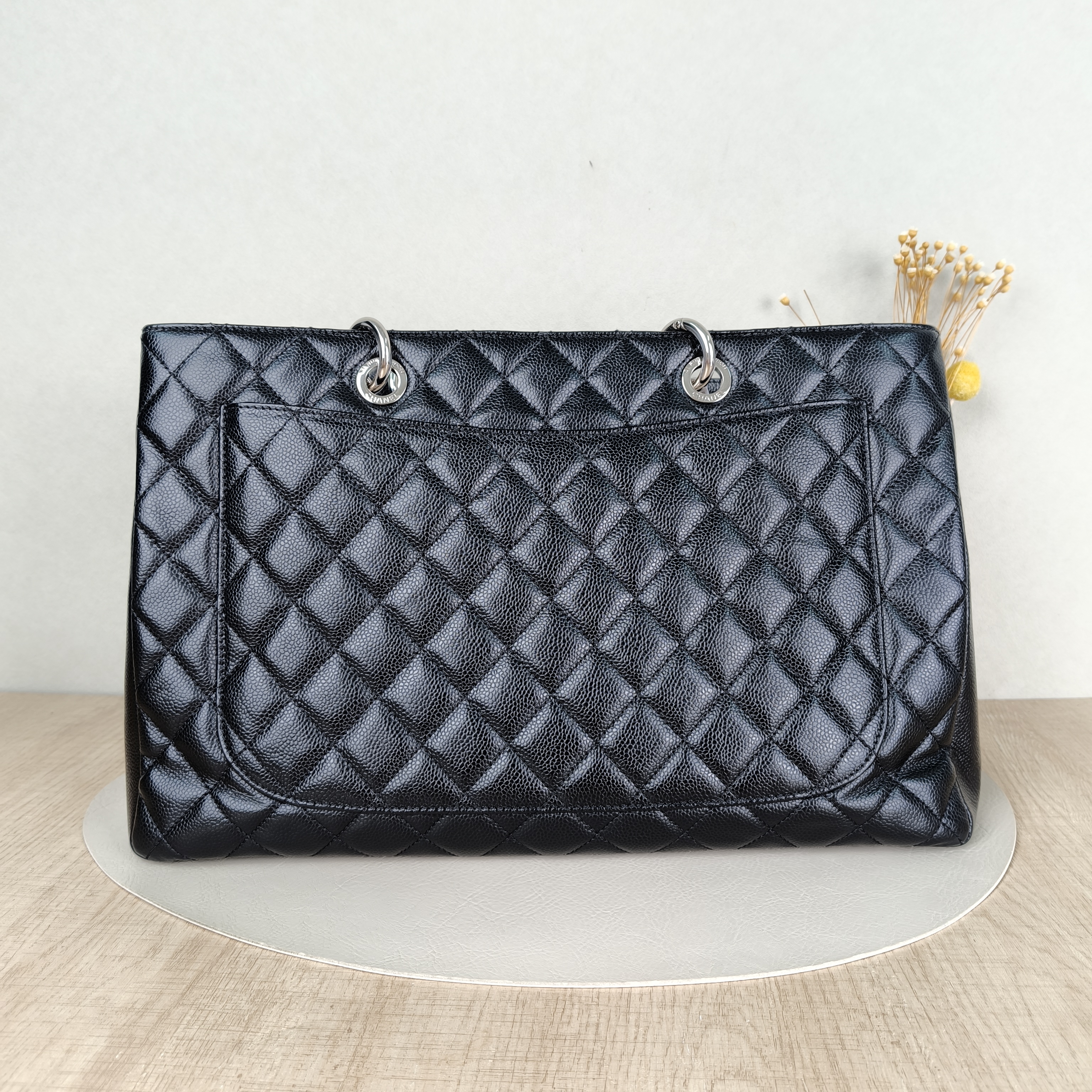Chanel Shoulder Bag Grand Shopping Tote GST Shopping Tote Black Grained Calfskin XL41 × 15 × 27 cm — cover view 3 of 5