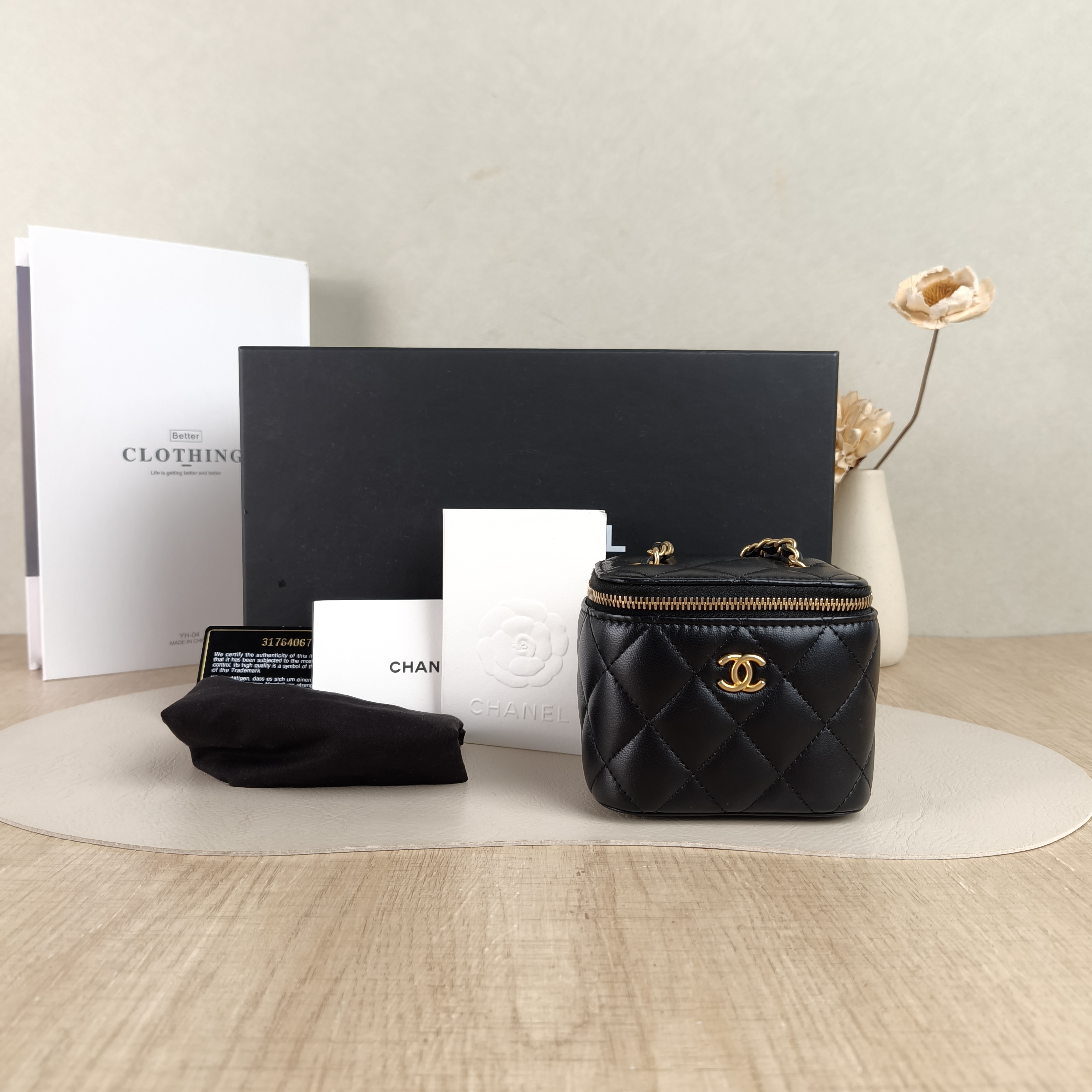 Chanel Crossbody Bag Edition Black Lambskin One Size10 × 7 × 9 cm — cover view 2 of 5