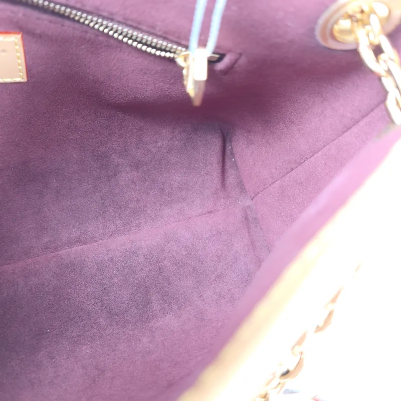 Louis Vuitton Crossbody Bag Carryall BB Monogram PVC BB 26 × 10 × 17 cm — detail view 3 of 12
