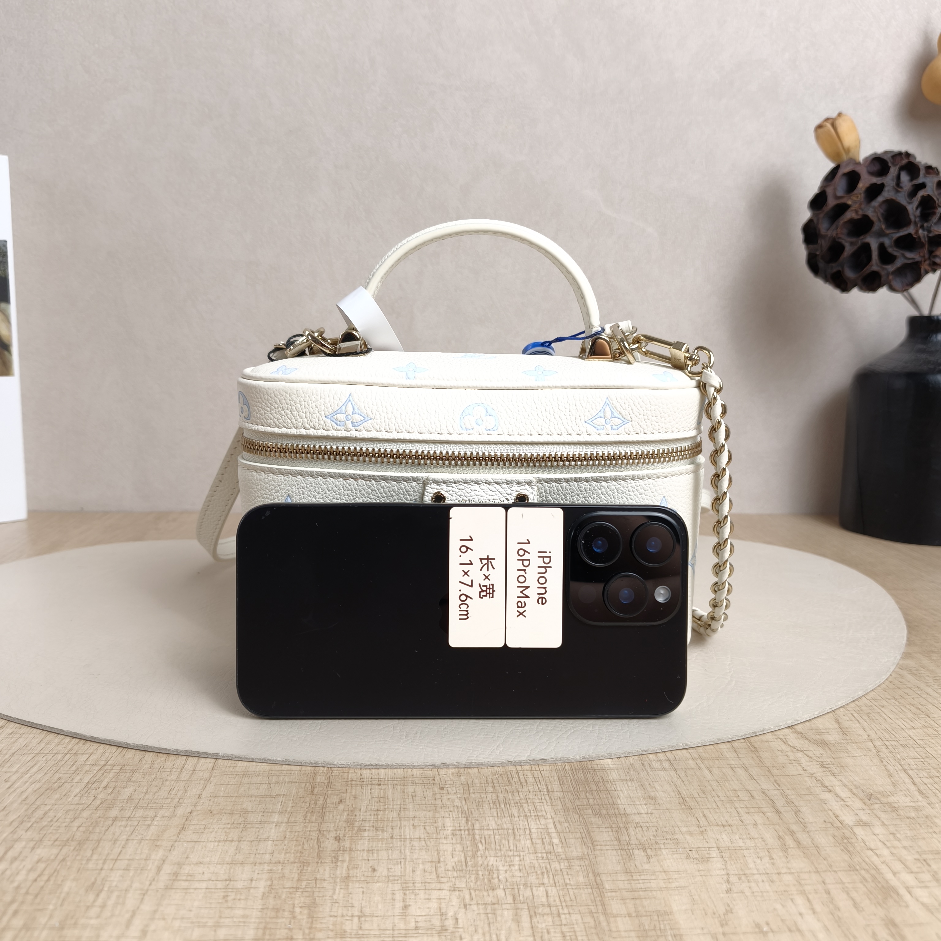 Louis Vuitton Pre-Owned Bag · DS60600041 — cover view 4 of 6