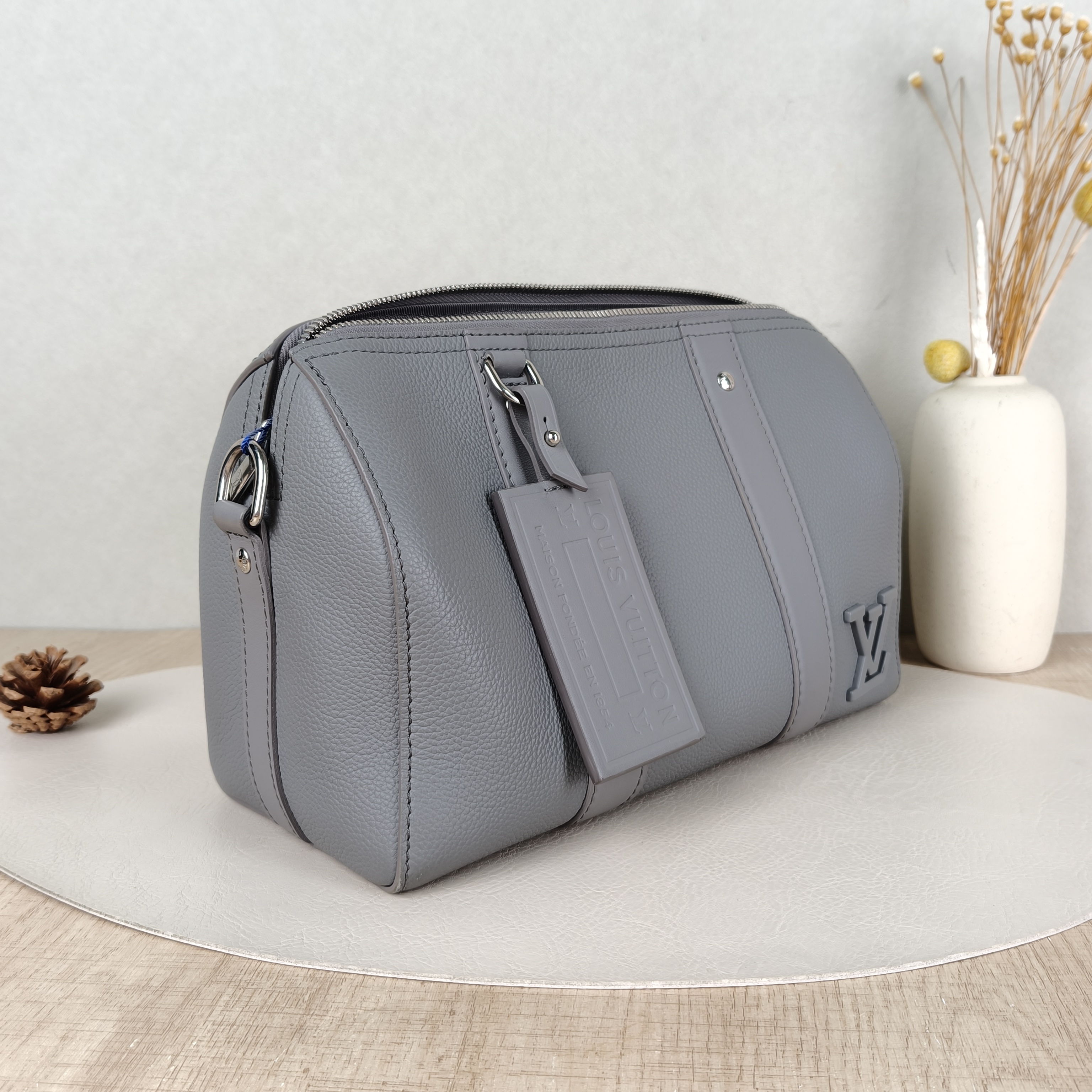 Louis Vuitton Crossbody Bag City Keepall Grey Calfskin Medium27 × 13 × 17 cm — cover view 4 of 5
