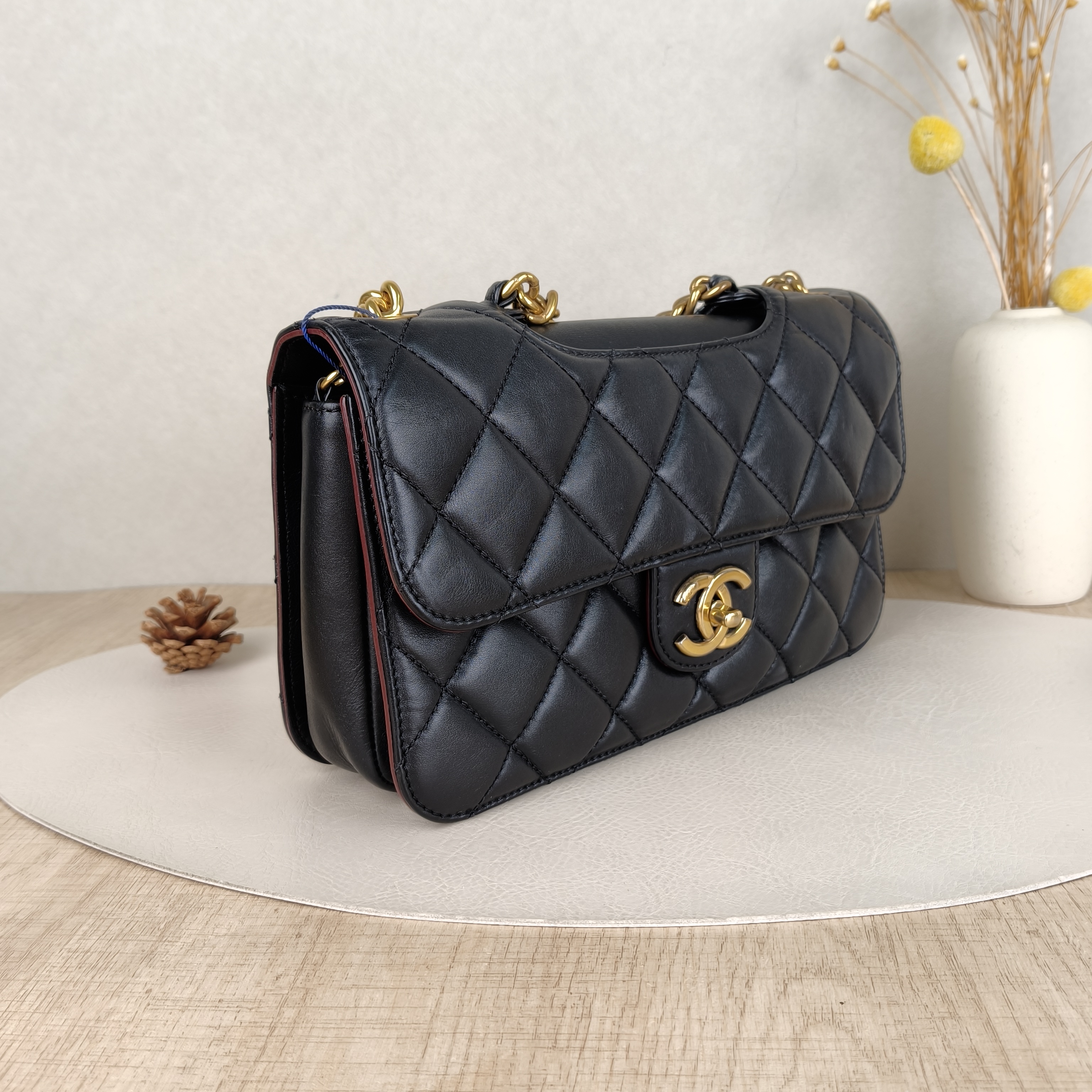 Chanel Crossbody Bagcf Collection Crossbody Bag Black Calfskin One Size26.4 × 4.5 × 16 cm — cover view 5 of 5