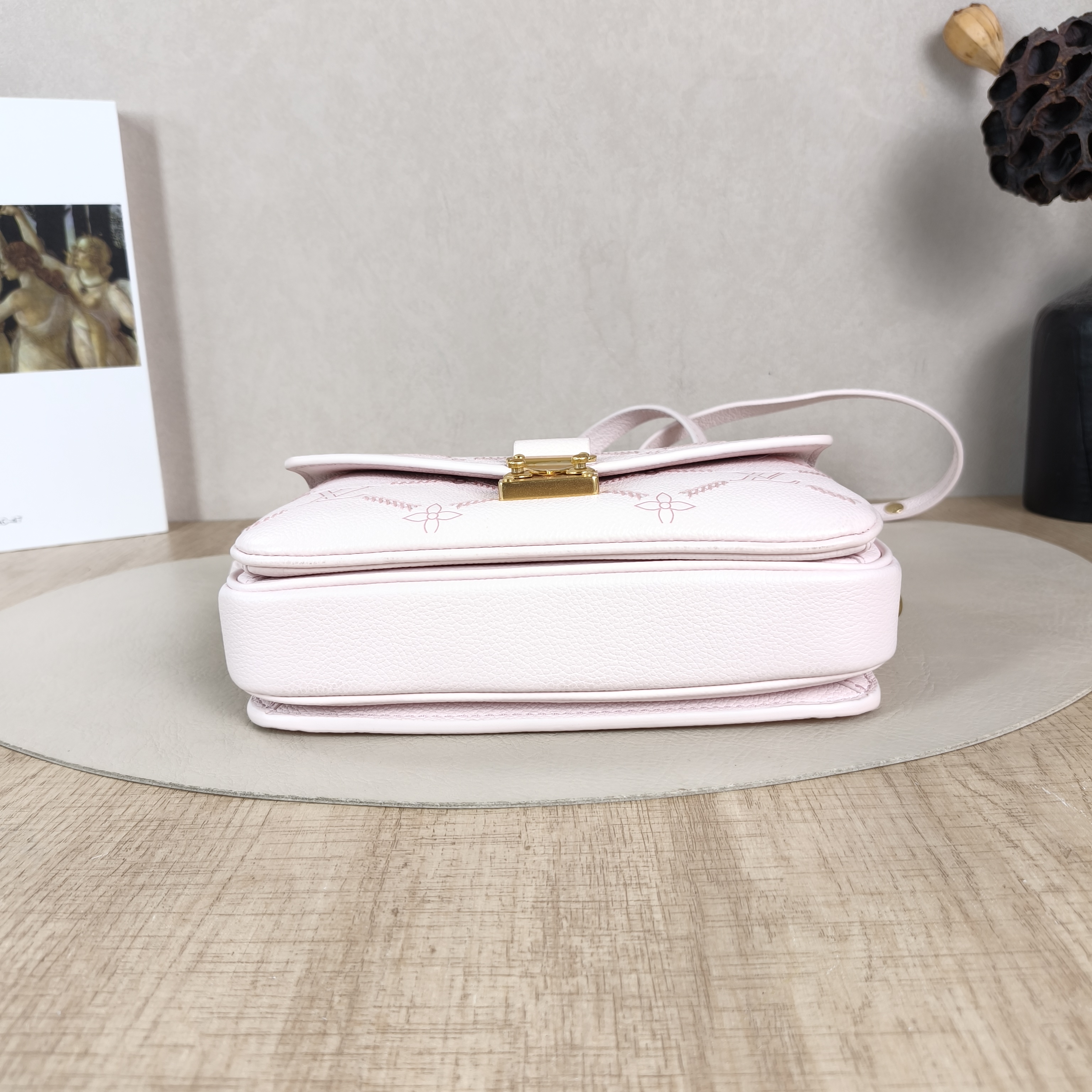 Louis Vuitton Crossbody Bag Pochette Métis East West Pink Monogram Empreinte Embossed Calfskin Small21.5 × 6 × 13.5 cm — cover view 5 of 5