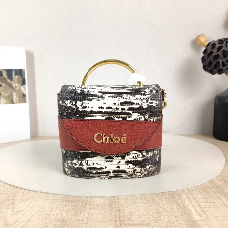 Chloé Shoulder Bag Aby Lock Shoulder Bag Colorblock Embossed Calfskin One Size 17 × 6.5 × 15.5 cm