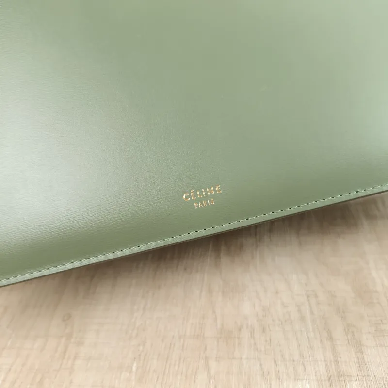 CELINE Top Handle Bag clasp Top Handle Bag Calfskin One Size 32.5 × 10 × 22 cm — detail view 4 of 11