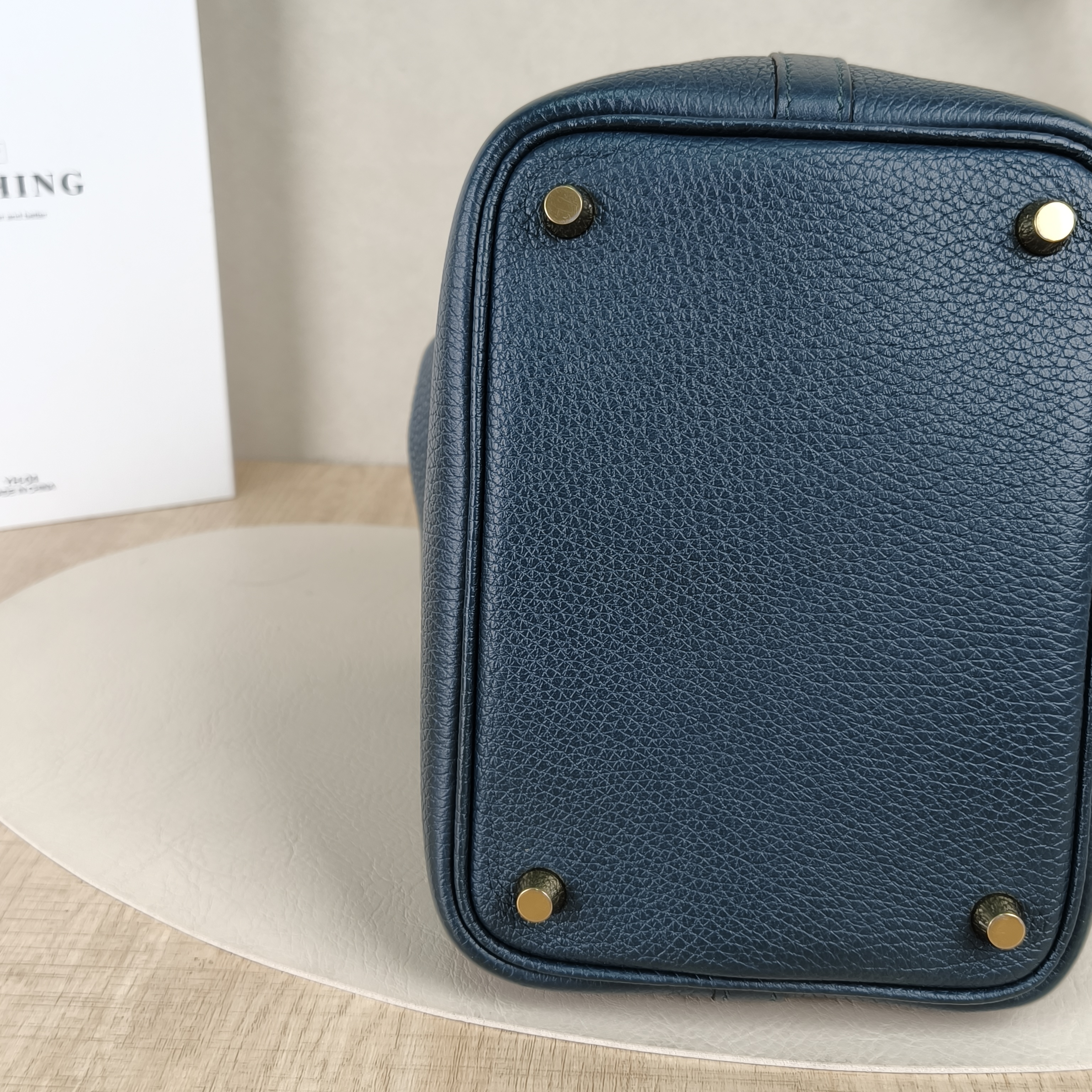 Hermès Top Handle Bag Picotin Lock 18 186O Taurillon Clemence TC Calfskin Small18 × 13 × 18 cm — cover view 7 of 8