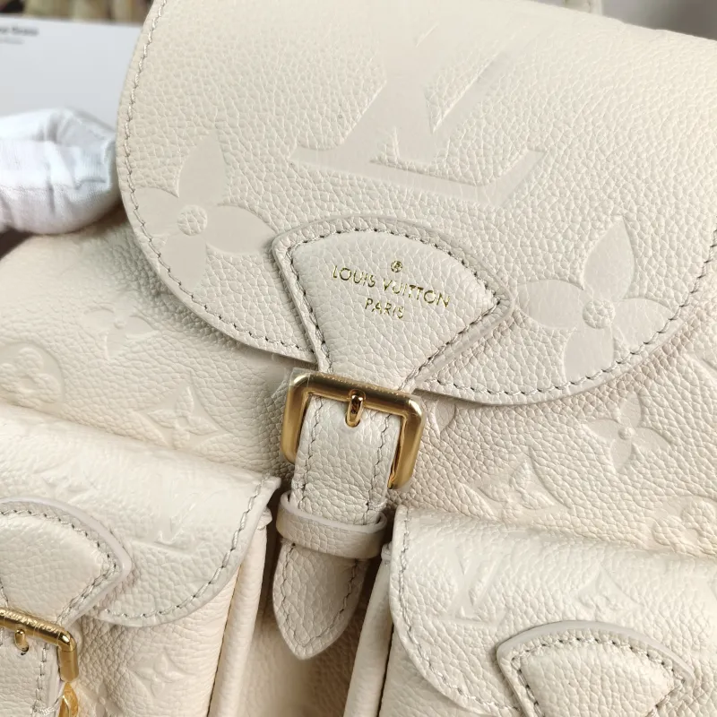 Louis Vuitton Backpack Backup Backpack White Calfskin One Size 20 × 14 × 22 cm — detail view 4 of 13