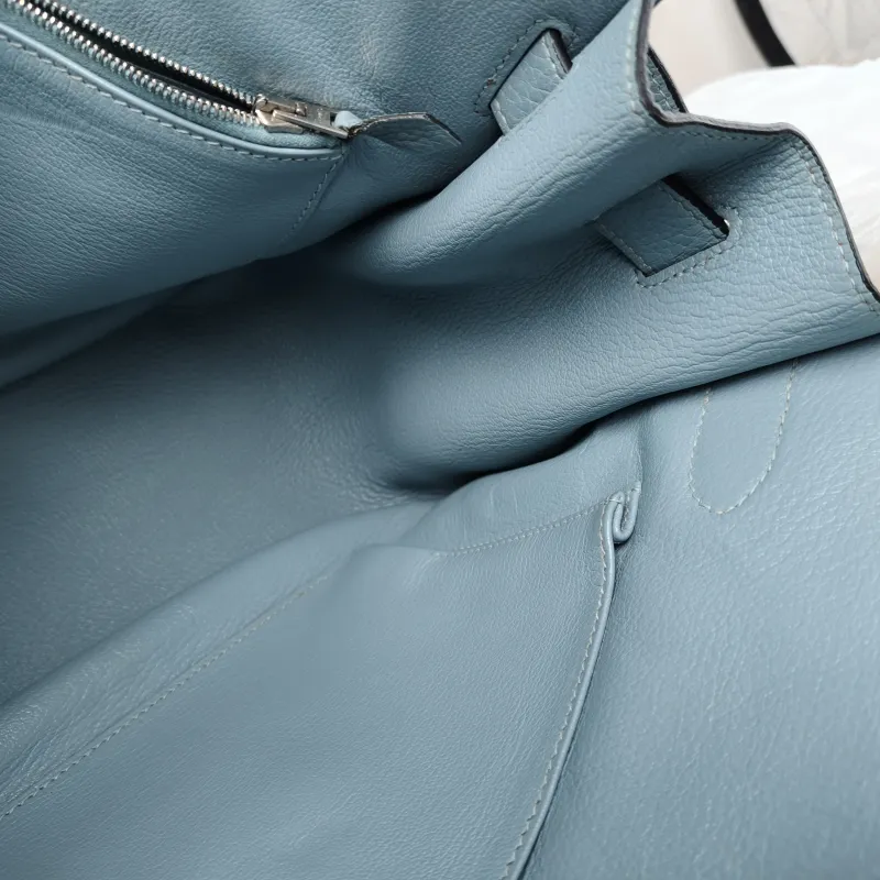 Hermès Shoulder Bag Jypsiere 34J7 Togo Calfskin Large34 × 15 × 26 cm — detail view 3 of 18