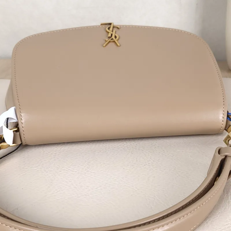 SAINT LAURENT Shoulder Bag VOLTAIRE Shoulder Bag Black Calfskin One Size 21 × 8 × 17.5 cm — detail view 12 of 13