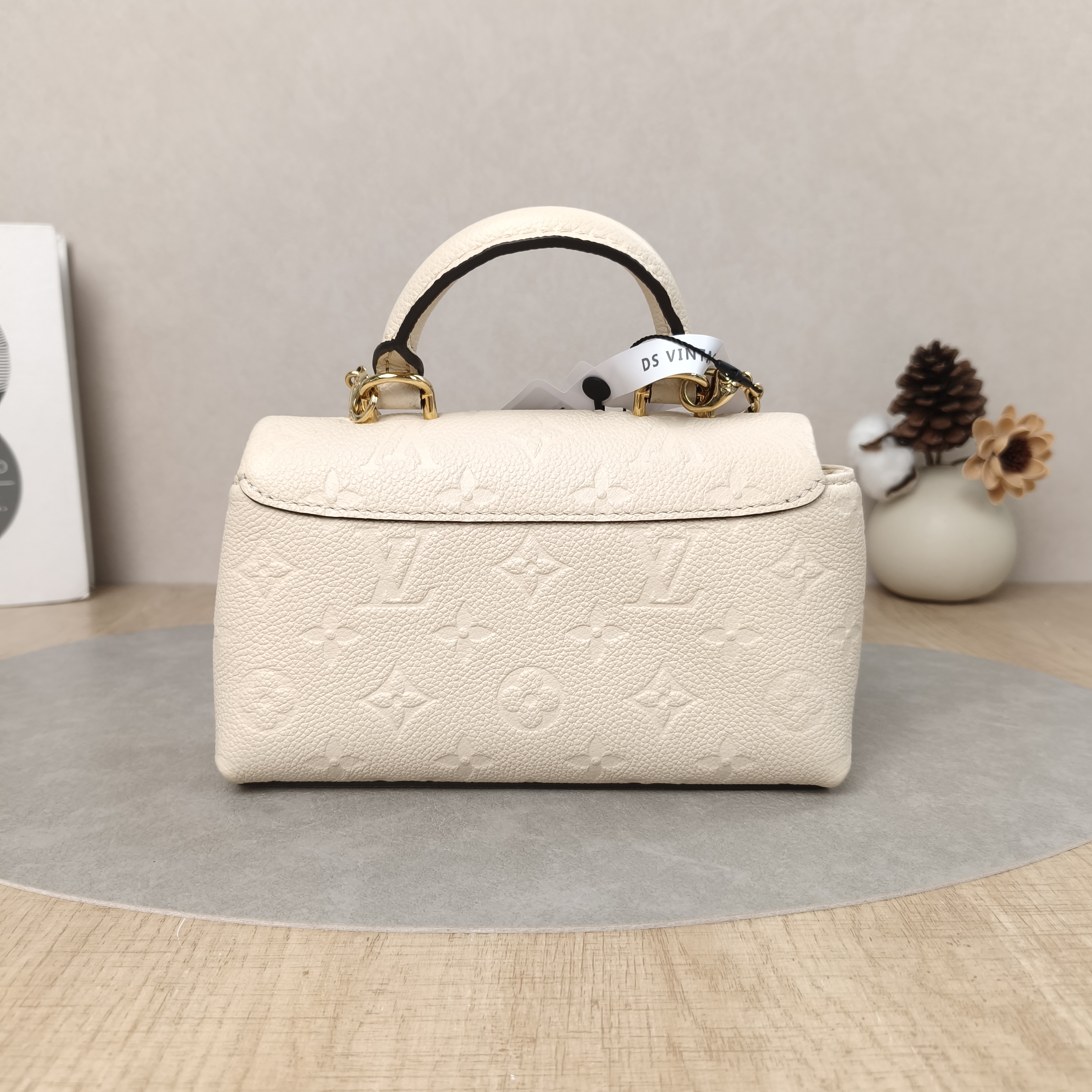 Louis Vuitton Crossbody Bag MADELEINE White Empreinte Embossed Calfskinnano21 × 6 × 12.5 cm — cover view 2 of 5