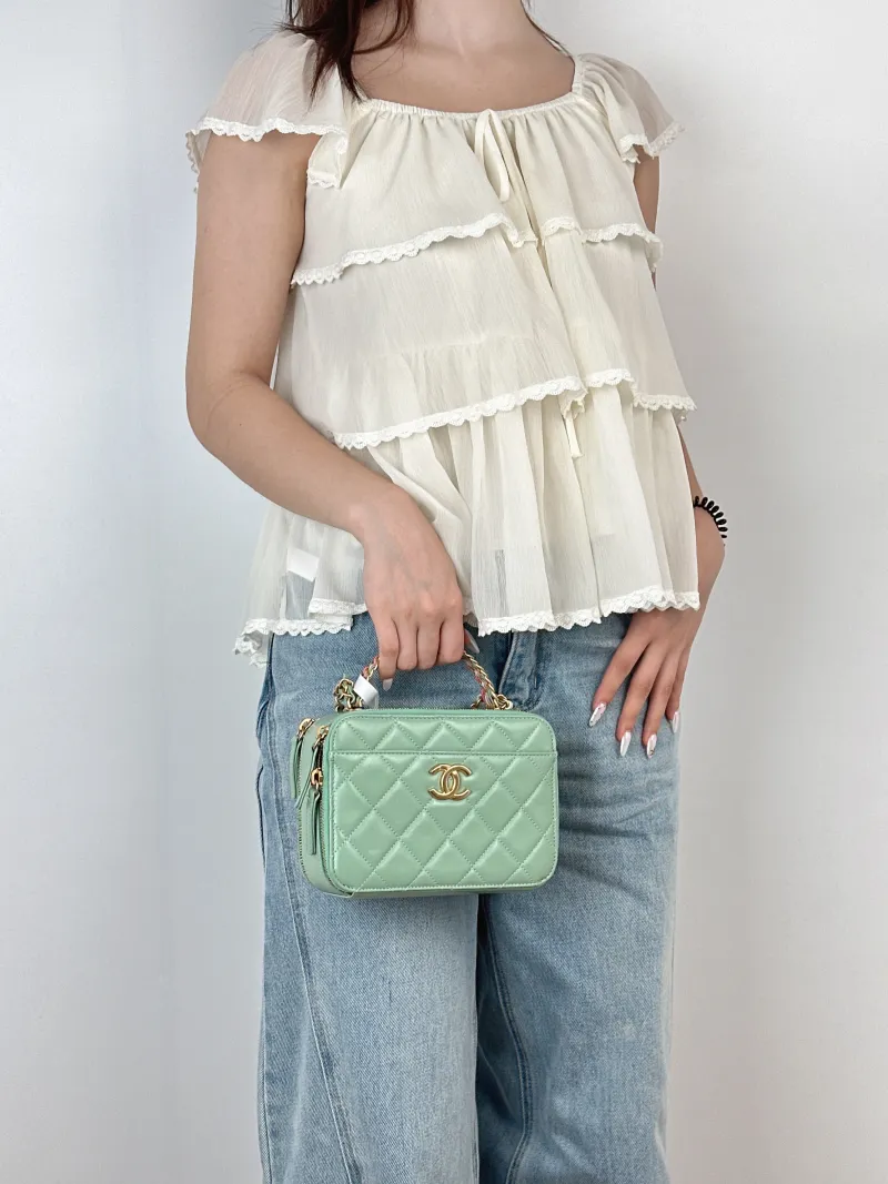 Chanel Crossbody Bag Green Waxed Leathermini18.5 × 8 × 13.5 cm — on-model view 2 of 3