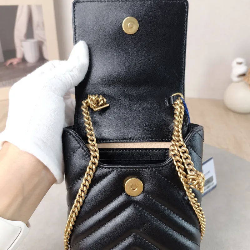 GUCCI Crossbody Bag Crossbody Bag Black Calfskin 10 × 3 × 19 cm — detail view 8 of 9
