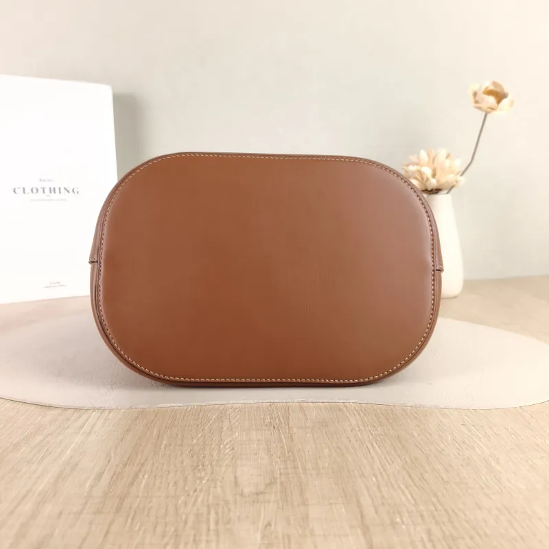 CELINE Crossbody Bag Louise Bucket Bag Calfskin Medium 24 × 16 × 28 cm — cover view 3 of 5