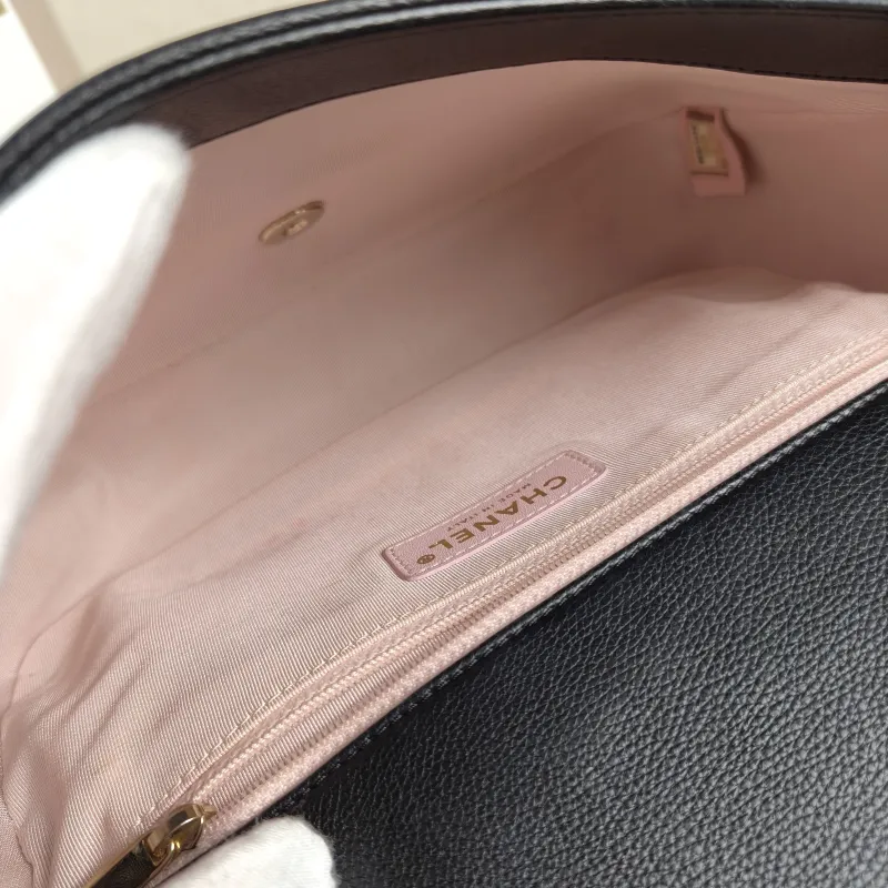 Chanel Crossbody Bag cf Collection Crossbody Bag Black Calfskin One Size 26 × 7 × 18 cm 24 — detail view 13 of 13