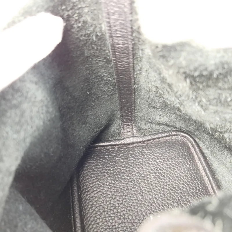 Hermès Top Handle Bag Picotin Lock 18 18Black Clemence Taurillon TC Calfskin Small18 × 13 × 19 cm — detail view 5 of 13