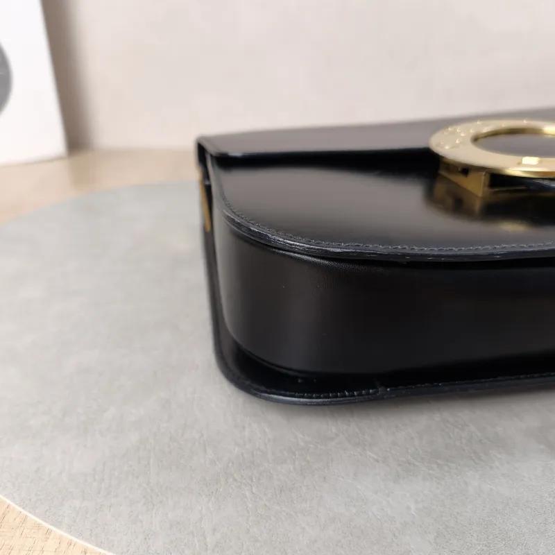 CELINE Crossbody Bag Crossbody Bag Black Calfskin One Size24 × 5 × 18 cm — detail view 10 of 20