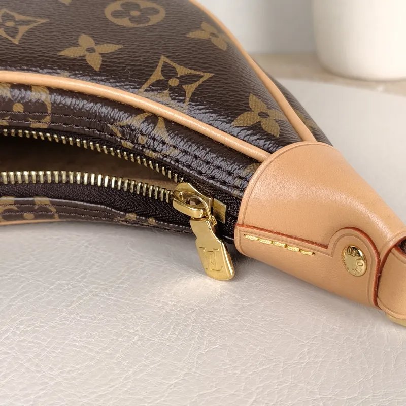Louis Vuitton Crossbody Bag Loop Monogram PVC Small 23 × 6 × 13 cm — detail view 13 of 14