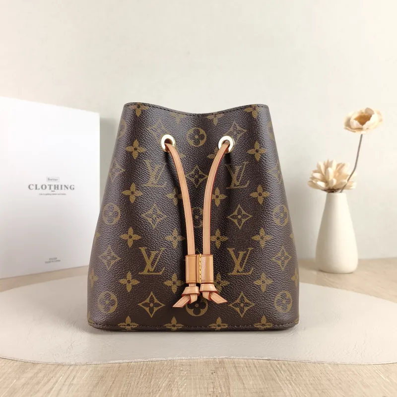 Louis Vuitton Crossbody Bag NÉONOÉ Bucket Bag BB Monogram PVC BB 20 × 13 × 20 cm