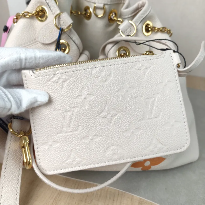 Louis Vuitton Crossbody Bag BUNDLE Beige Empreinte Embossed Calfskin Medium 28 × 11.5 × 20 cm — detail view 10 of 14