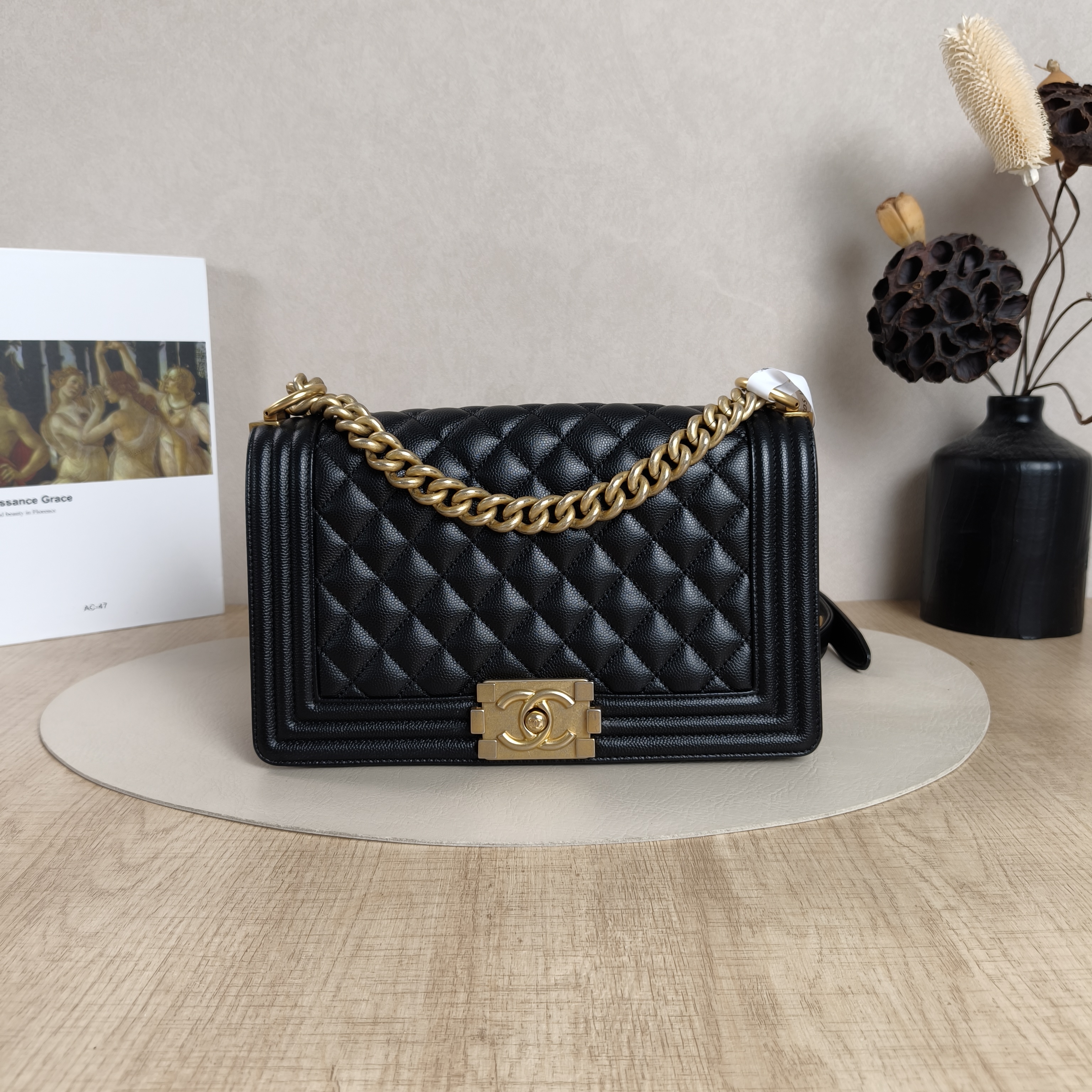 Chanel Crossbody Bag Le Boy​Black Grained Calfskin Medium25 × 9 × 15 cm