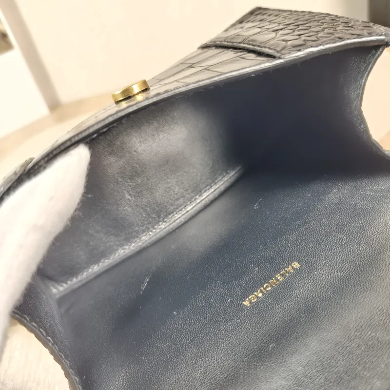 BALENCIAGA Crossbody Bag Hourglass Hourglass Bag Black CC alfskin Mini 19 × 8 × 13 cm — detail view 6 of 13