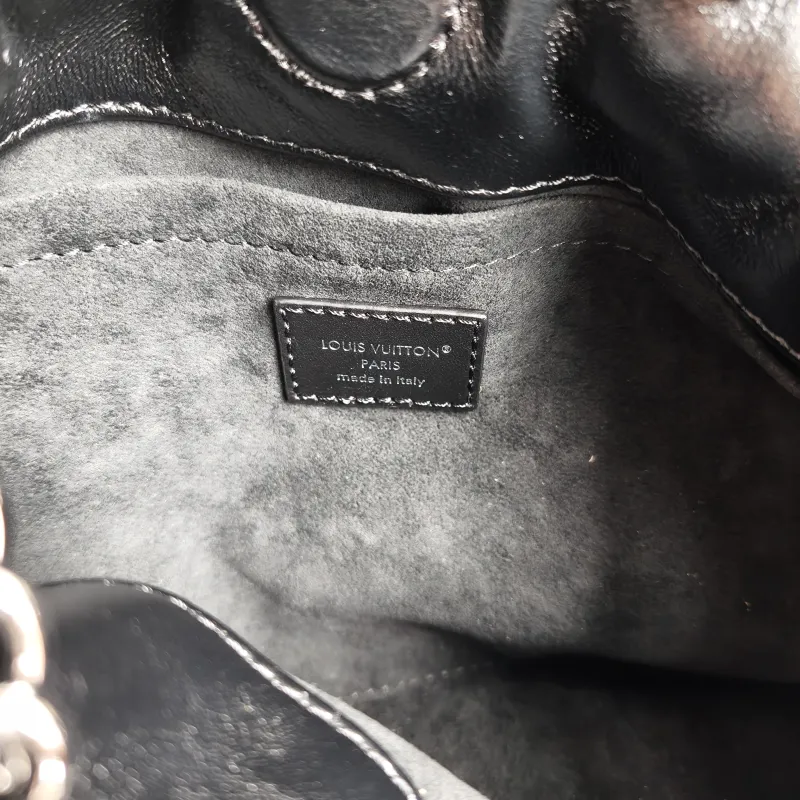 Louis Vuitton Backpack Off Duty Vibe Backpack Black SL ambskin One Size 24 × 10 × 25 cm — detail view 1 of 9