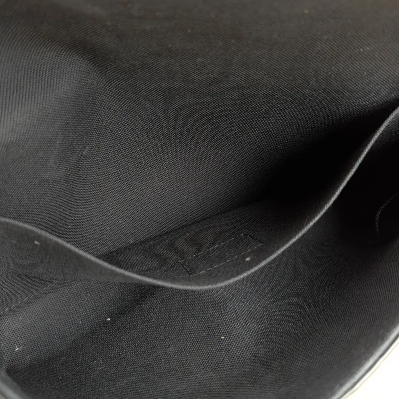 Louis Vuitton Crossbody Bag Pochette Félicie Black Calfskin Small 21 × 3 × 12 cm — detail view 9 of 14