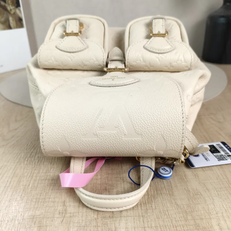 Louis Vuitton Backpack Backup Backpack White Calfskin One Size 20 × 14 × 22 cm — detail view 11 of 13