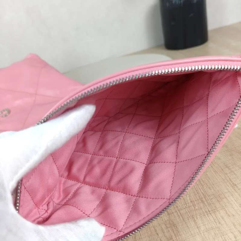 Chanel Shoulder Bag 22Bag Pink Silver-Tone Hardware Calfskin Small 35 × 7 × 37 cm — detail view 11 of 12