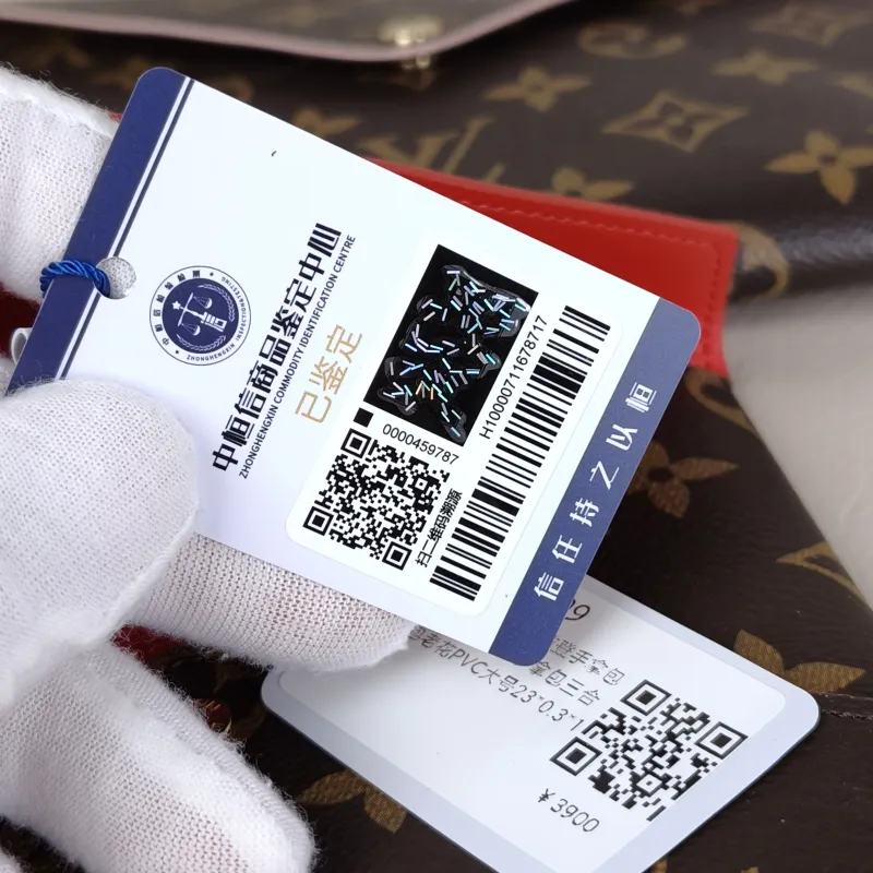 Louis Vuitton Clutch Kirigami Pochette Clutch Monogram PVC Large23 × 0.3 × 16.5 cm — detail view 3 of 14