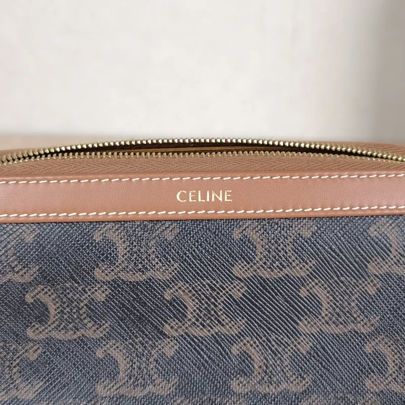 CELINE Cosmetic Bag Triomphe Cosmetic Bag Monogram PVC Small14 × 8 × 9.5 cm — detail view 8 of 8