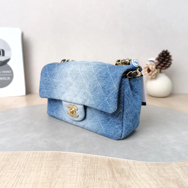 Chanel Crossbody Bag Classic Flap Large Mini CF Mini Blue mini 20 × 6 × 12 cm — cover view 4 of 5
