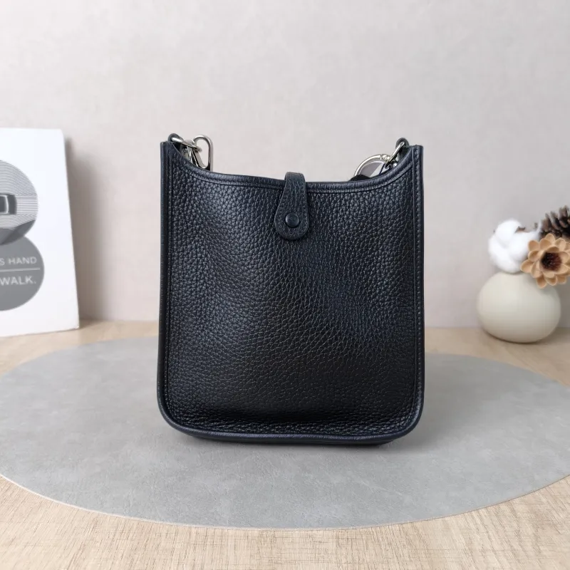 Hermès Crossbody Bag Evelyne Mini 16 Mini 16 Black TC Calfskin Mini 17 × 5.5 × 18 cm U — cover view 6 of 6