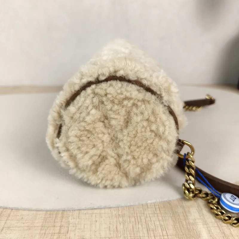 SAINT LAURENT Shoulder Bag Sade Brown Mini 20 × 10 × 10 cm — detail view 3 of 10