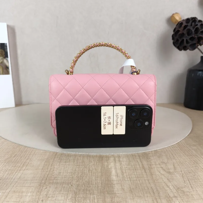 Chanel Crossbody Bag Edition woc Pink Lambskin Mini 19.2 × 3.5 × 12.3 cm Microchip Edition — cover view 2 of 5